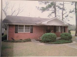 105 College St, Omega, GA 31775