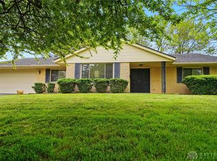 2320 Wrenside Ln, Dayton, OH 45440