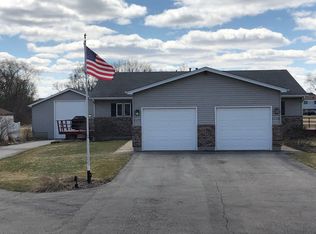 1175 Bode Rd, Elgin, IL 60120