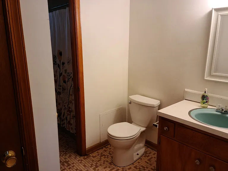 8010 Sycamore Ln — Photo 17