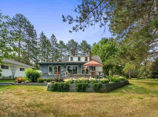 17 Memorial Dr, Esko, MN 55733