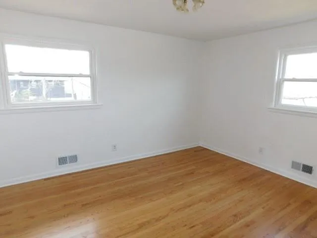 2407 Summerland Dr — Photo 20