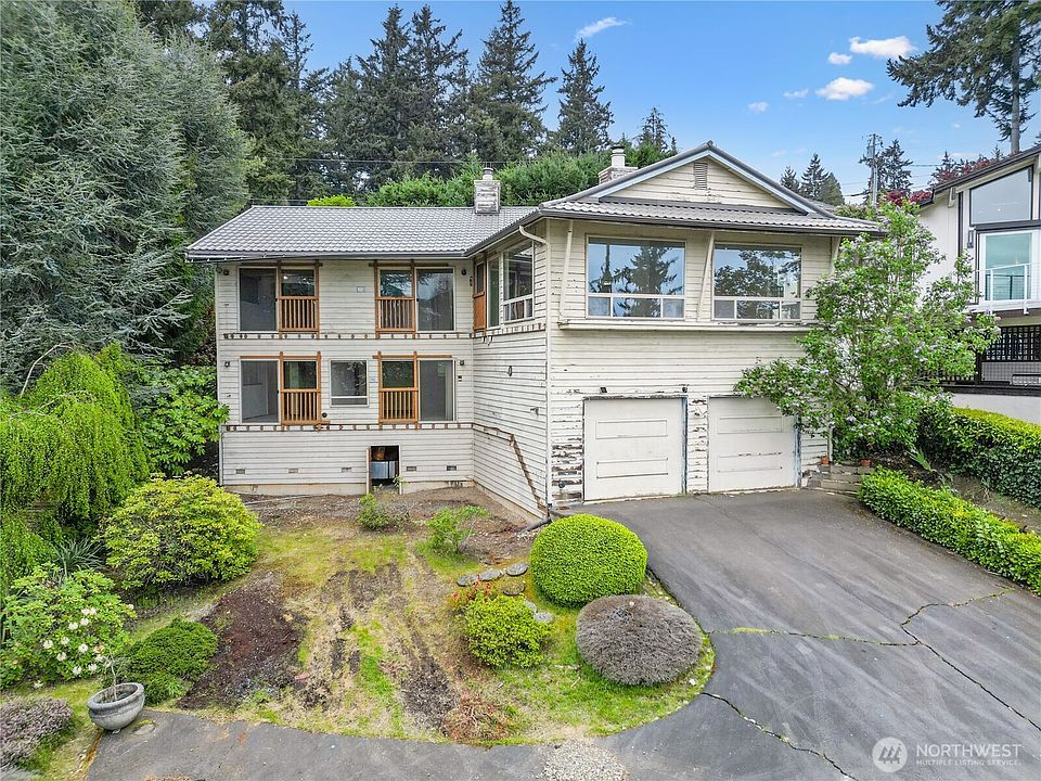 1st image of 11150 Champagne Point Road NE