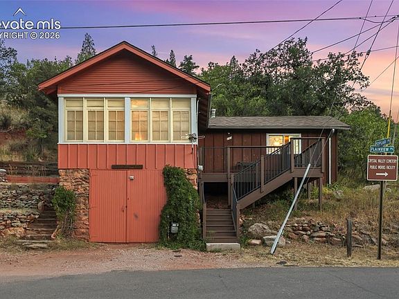 2nd image of 233 Plainview Pl