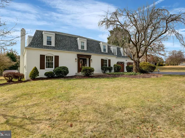11790 Orchard Ln, Waynesboro, PA 17268