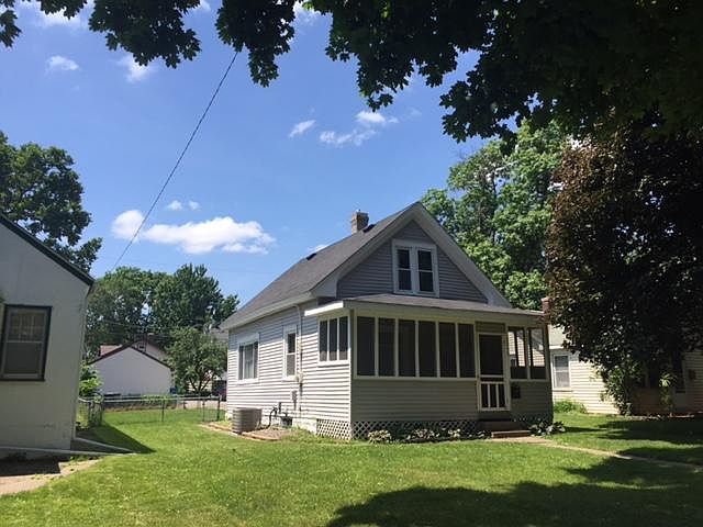 1st image of 4240 30th Ave S