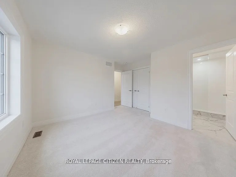 26 Wesley Brooks St — Photo 31