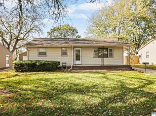 641 N 15th St, Blair, NE 68008