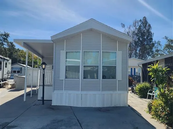 1674 University Pkwy Lot 52, Sarasota, FL 34243