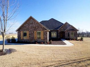 4540 N Thoroughbred, Springdale, AR 72762
