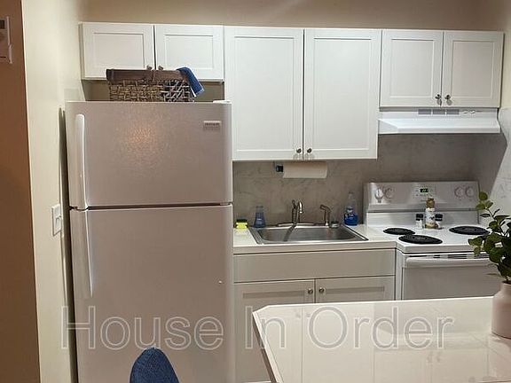 5th image of 305 8th Ave E Unit 104