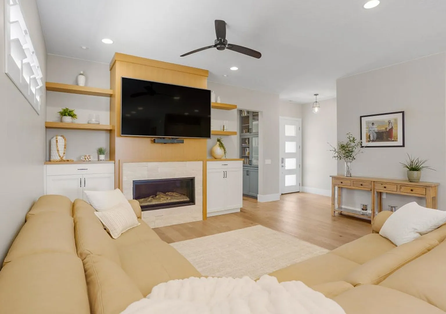 Beautiful Home! 55+ Community — Photo 2