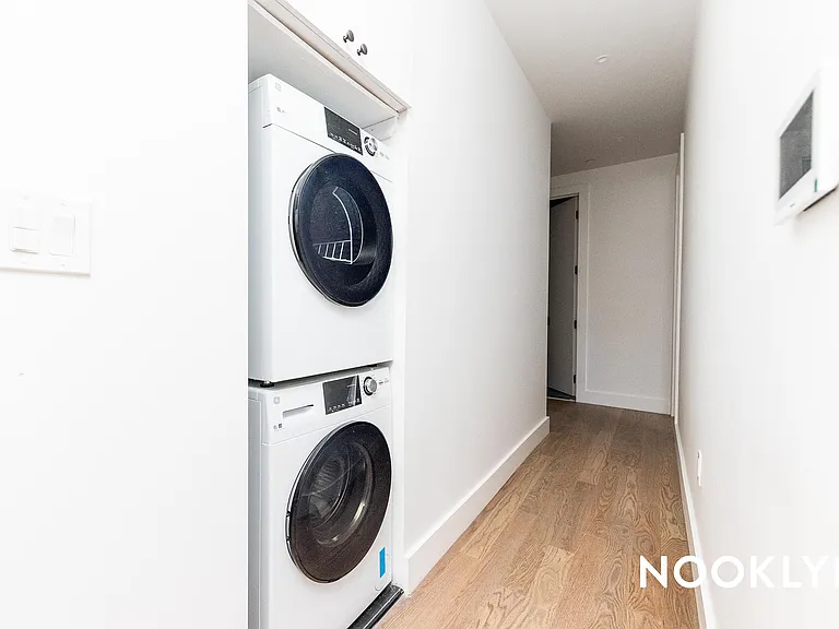 98 Moore St #2C — Photo 9
