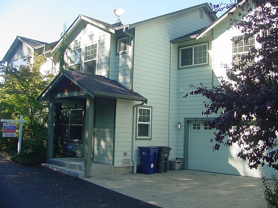 1st image of 3421 159th St SW #B