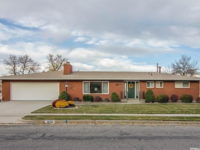 1st image of 2632 W Blake Dr