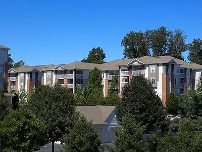 Camden Fair Lakes Apt Homes