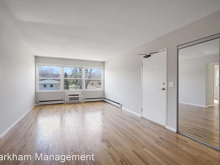 1349 Pennsylvania Ave — Photo 3