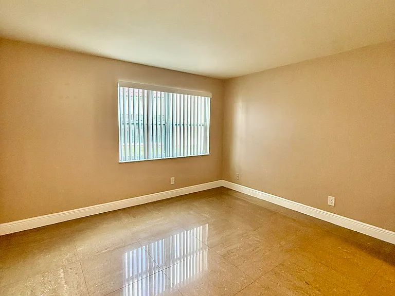 2050 Oleander Blvd #11-103 — Photo 12