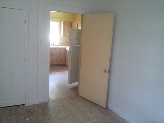 4th image of 1207 W Sycamore