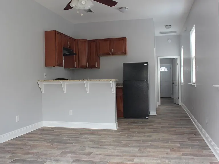 Living Room/Kitchen