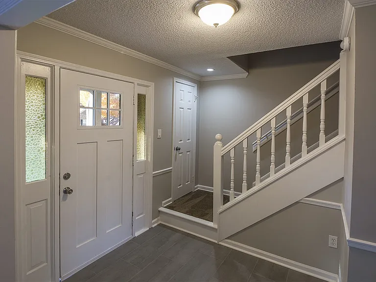 4972 Ridge Tree Dr — Photo 2