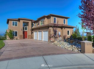 1204 S 273rd Place Des, Moines, WA 98198