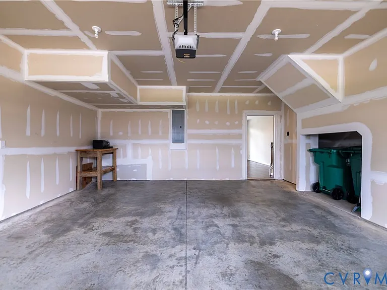11443 Hayloft Ln — Photo 42