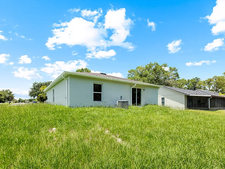 14241 SW 34th Terrace Rd — Photo 32