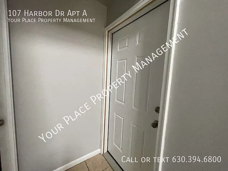107 Harbor Dr #A — Photo 7