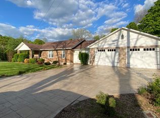 106 Oak Grove Rd, Red Boiling Springs, TN 37150