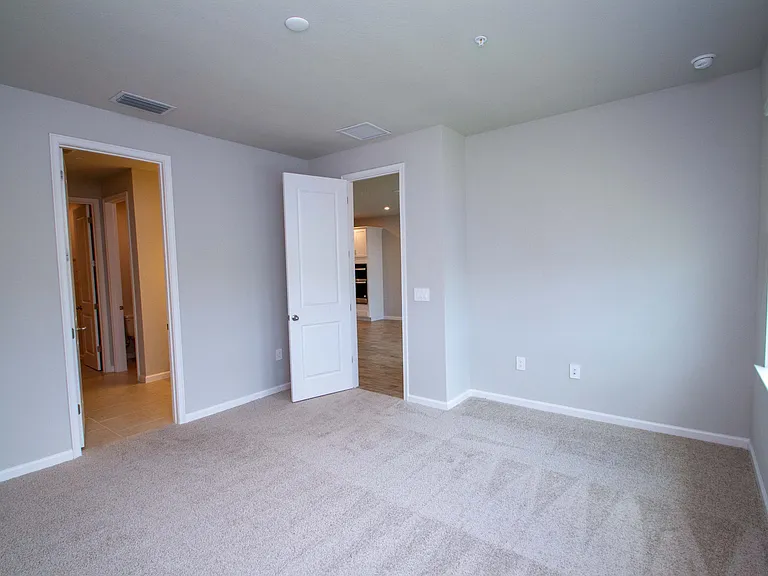 4551 Arboretum Cir #202 — Photo 29