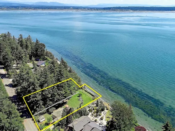 562 Moe Road, Camano Island, WA 98282