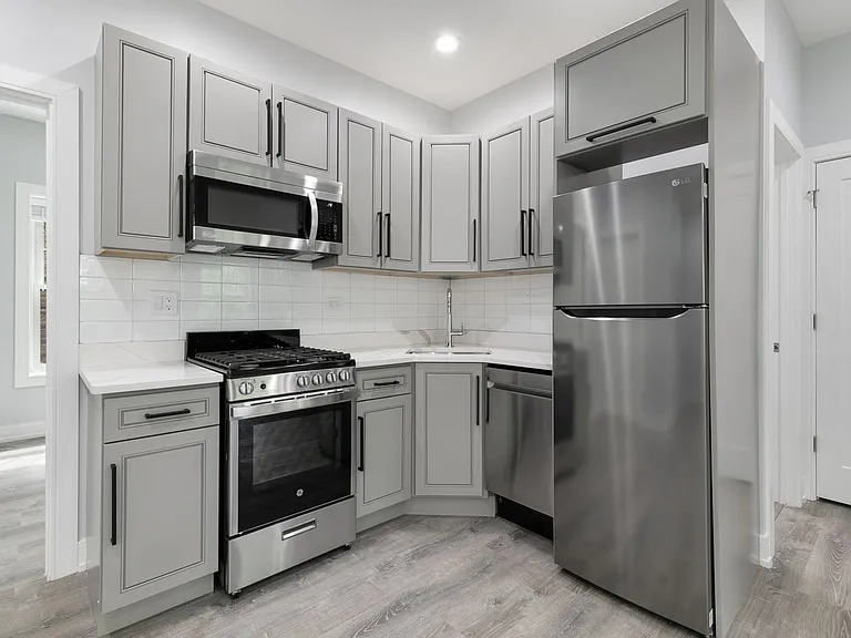6035-6045 N Winthrop Ave #1055-1067 — Photo 83