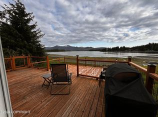 15 Heron Ln, Petersburg, AK 99833
