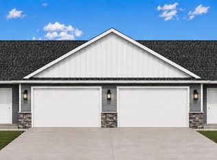 1119 8th Ave SE, Waseca, MN 56093