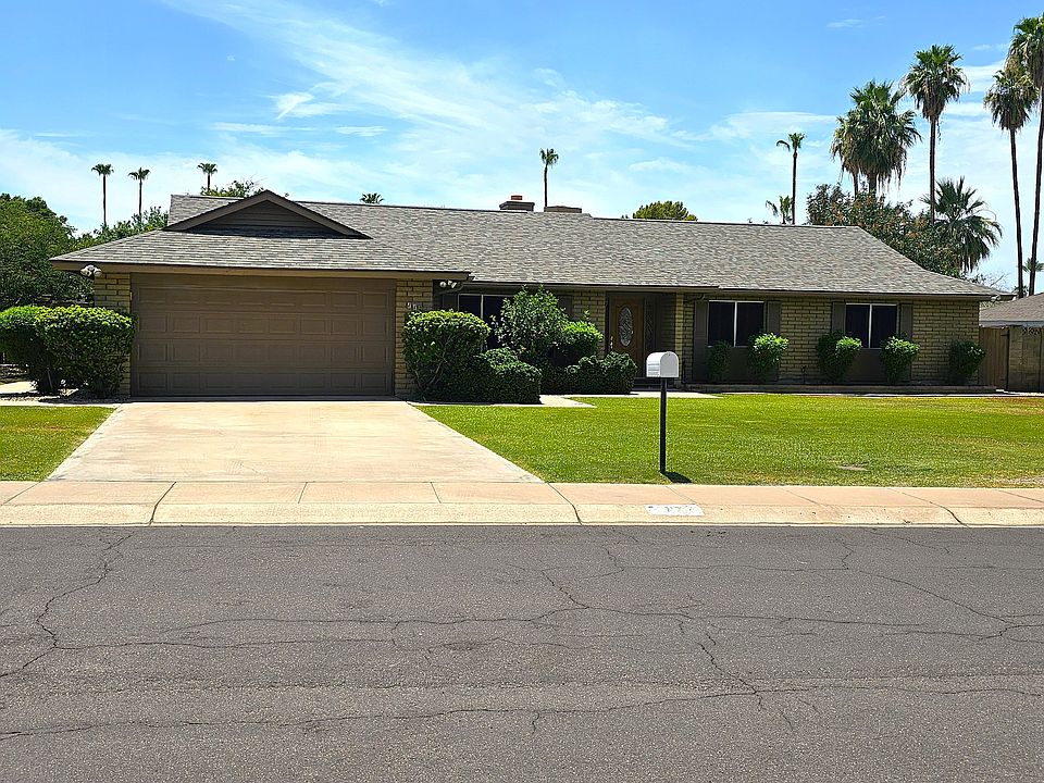 1st image of 117 W Las Palmaritas Dr