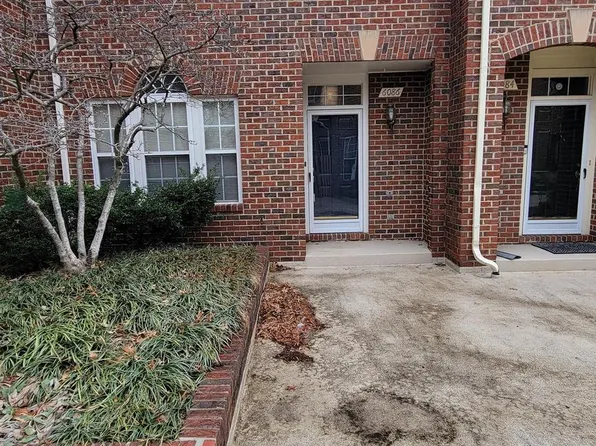 6086 Madison Pointe Ct, Falls Church, VA 22041