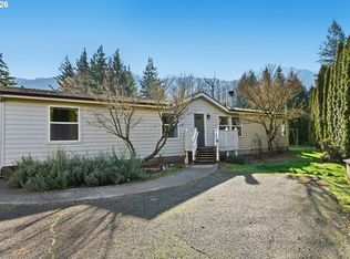 604 SE Forest Ln, Cascade Locks, OR 97014