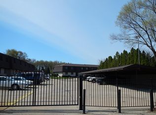 25310 Quarterdeck St, Harrison Township, MI 48045