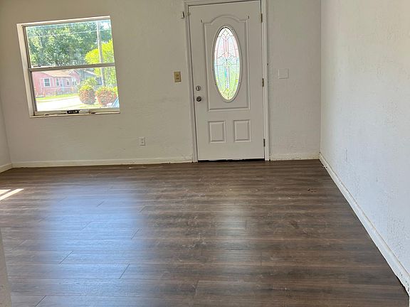 5th image of 1651 13th Ave S