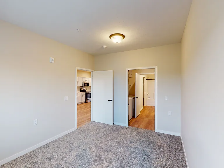 2901 S Burnsfield Ave #102 — Photo 12