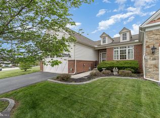 55 Saint Michaels Way, Hanover, PA 17331