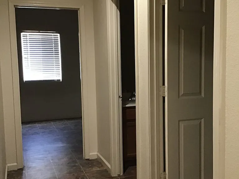 2109 Buck River St — Photo 10