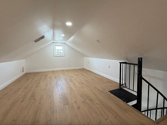 3rd image of 74 Gary Ct #3