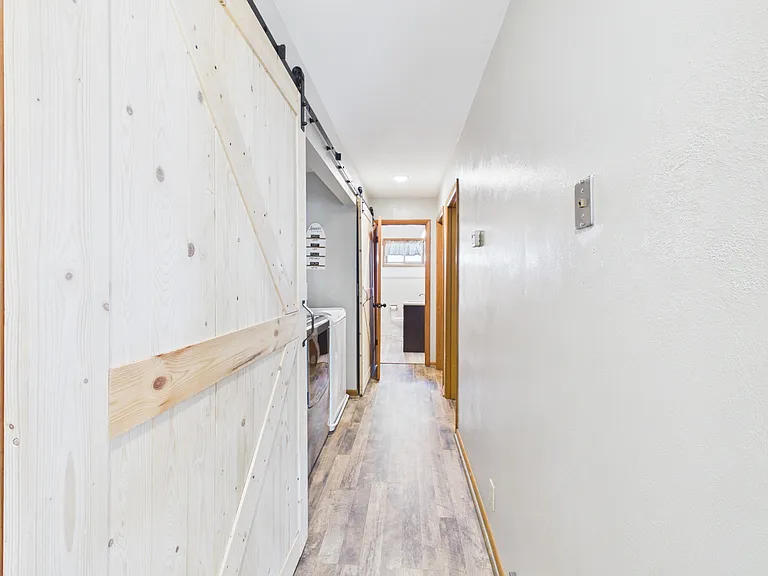 454 N Main St — Photo 10