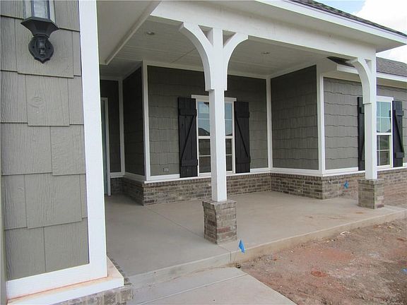 5th image of 9129 SW 32nd St