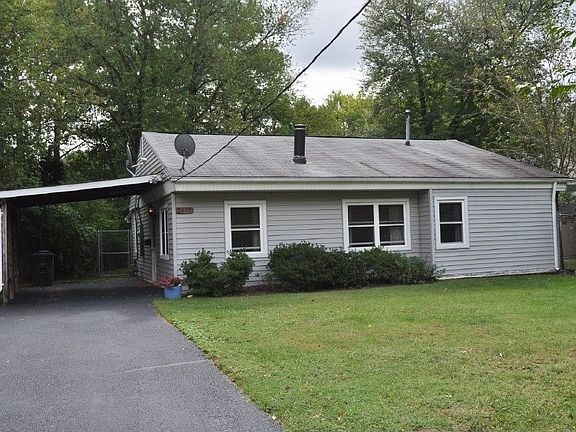 2nd image of 7213 Sipes Ln
