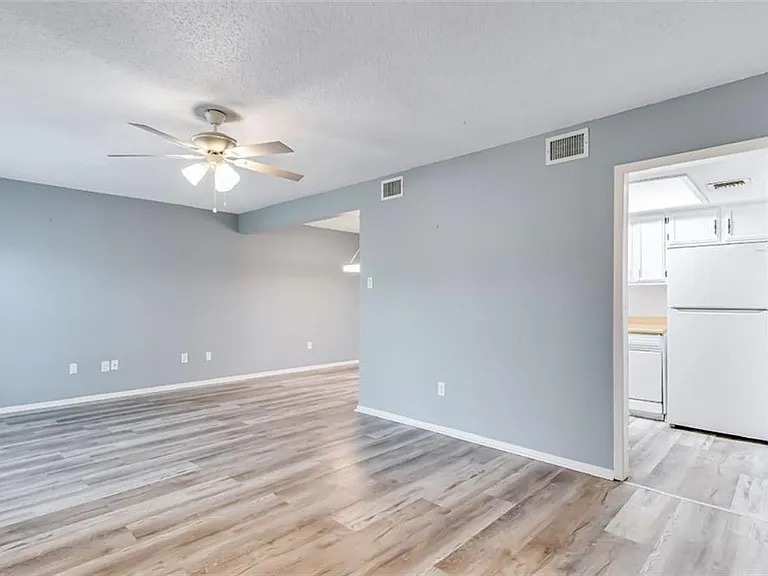 101 Wilbourn Blvd #102 — Photo 6