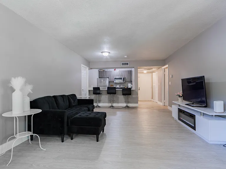 8100 Geneva Ct #238 — Photo 7