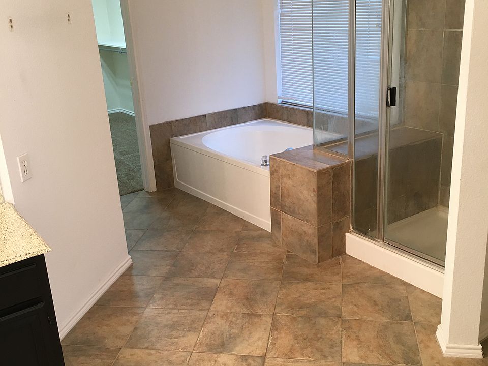 Large master bathroom